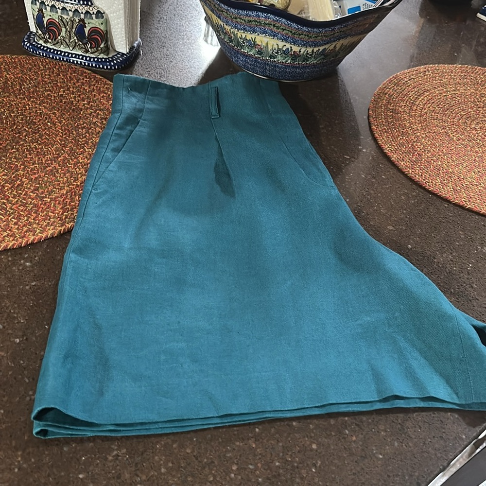 Lafayette 148 100% linen shorts Teal Women's Shorts